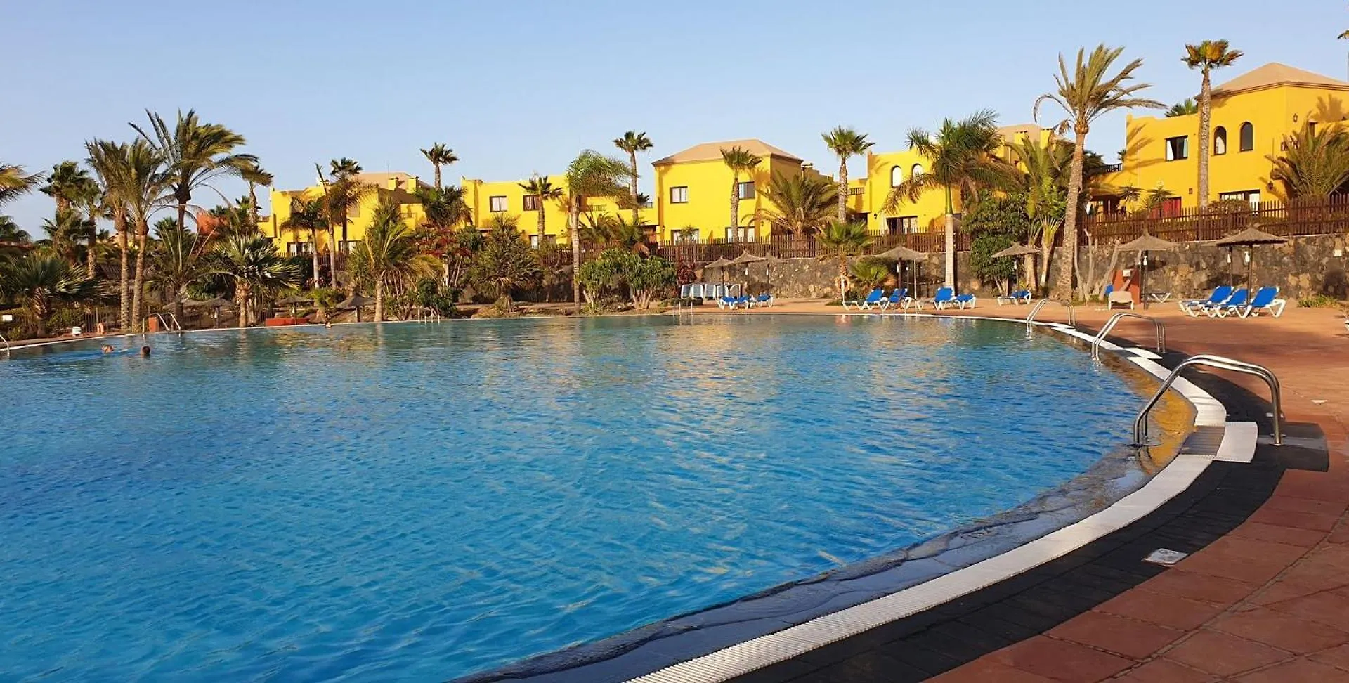 Tamarindo Piscinas De Agua Salada Fibra Optica Apartment Corralejo